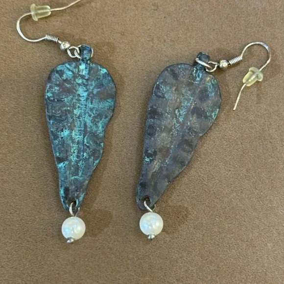 Handcrafted Artisan Blue Patina Metal and Beaded Leaf Earrings - Picture 3 of 4
